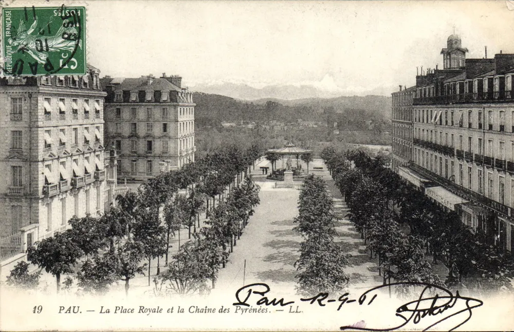 Pau — Die Königliche Place und die Pyrenäen-Kette — LL, Nr. 19 - Vorderseite