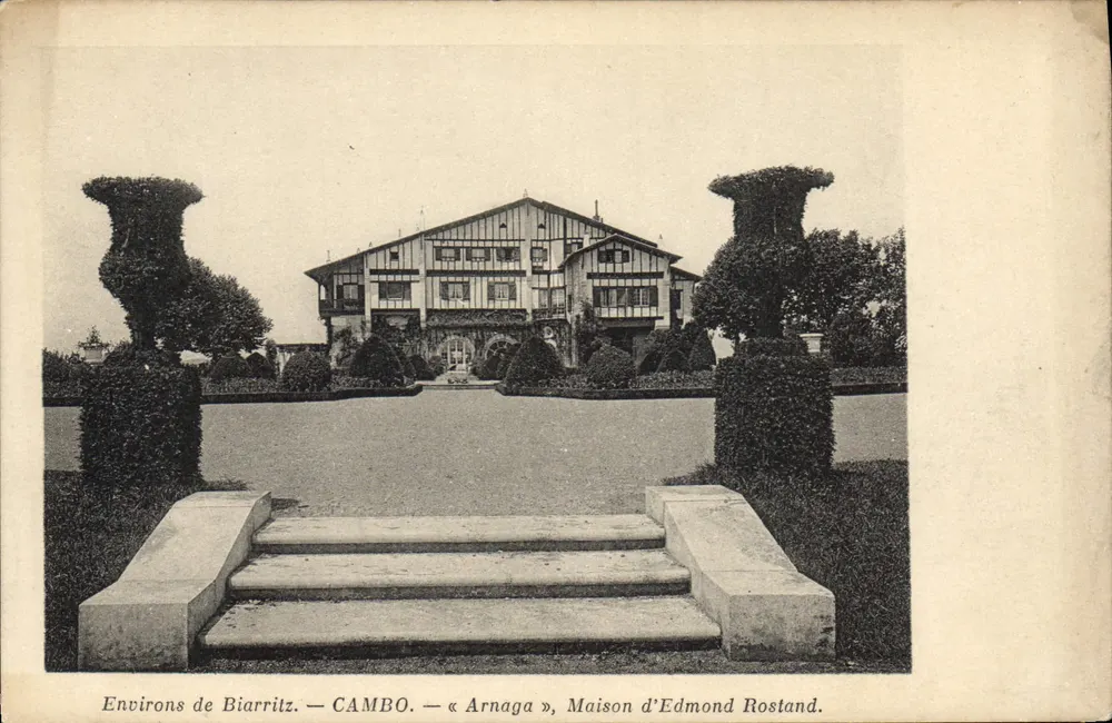 Umgebung von Biarritz — CAMBO — « Arnaga », Haus von Edmond Rostand - Vorderseite