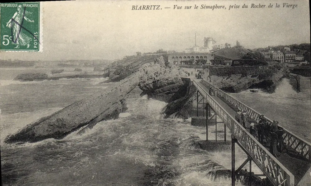 Biarritz — Ausblick auf den Semaphor, aufgenommen vom Rocher de la Vierge - Vorderseite