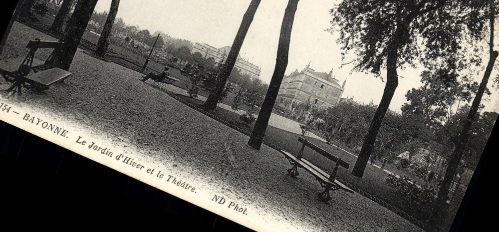 Bayonne. Der Wintergarten und das Theater — ND Phot. - Vorderseite
