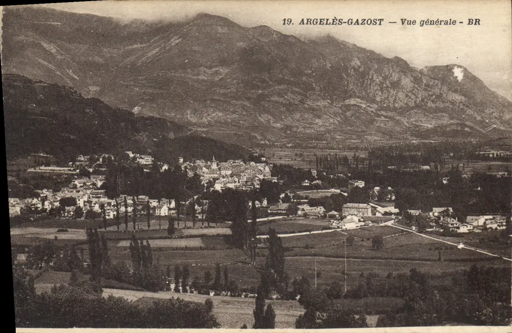 Argelès-Gazost — Vista geral — BR - Frente