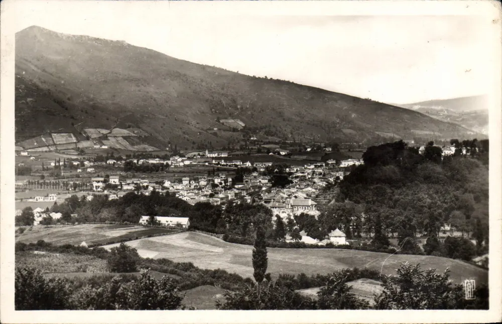 Saint-Jean-Pied-de-Port — allgemeiner Blick — REAL PHOTO - Vorderseite