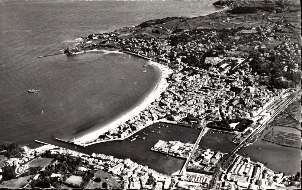 Saint-Jean-de-Luz — Vista aerea — Cliché Robert Durondaud, n°132 - Recto