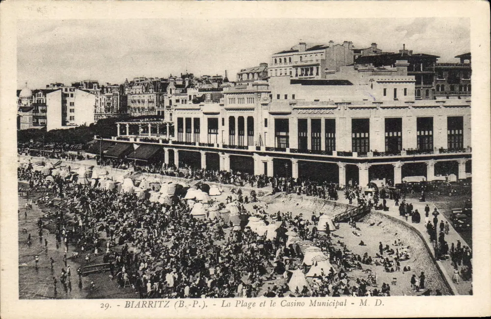 Biarritz (B.-P.) - Die Strandpromenade und das Municipale Casino - M. D. - Vorderseite
