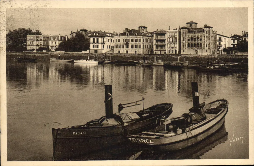 Der Hafen von St-Jean-de-Luz — Basque-Küste — Art Editions Yvon - Vorderseite