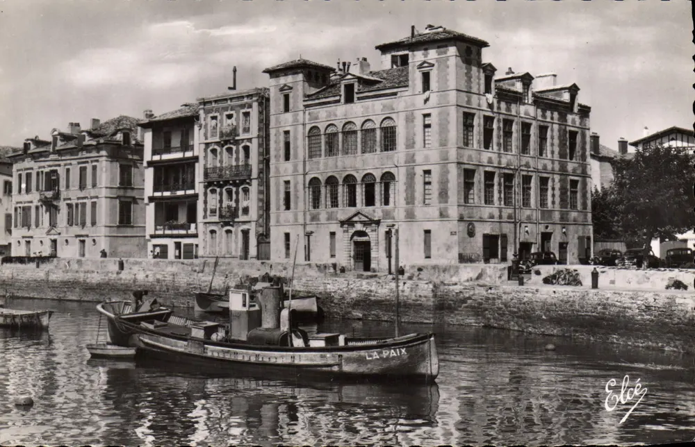 Saint-Jean-de-Luz — A Casa da Infanta — Editor Elcée - Frente