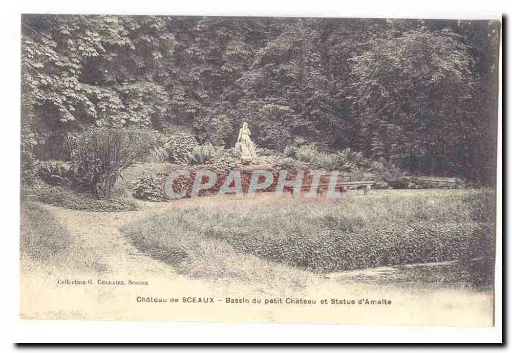 Schloss SCEAUX — Bassin des Kleinen Schlosses und Statue der Amalthe - Vorderseite