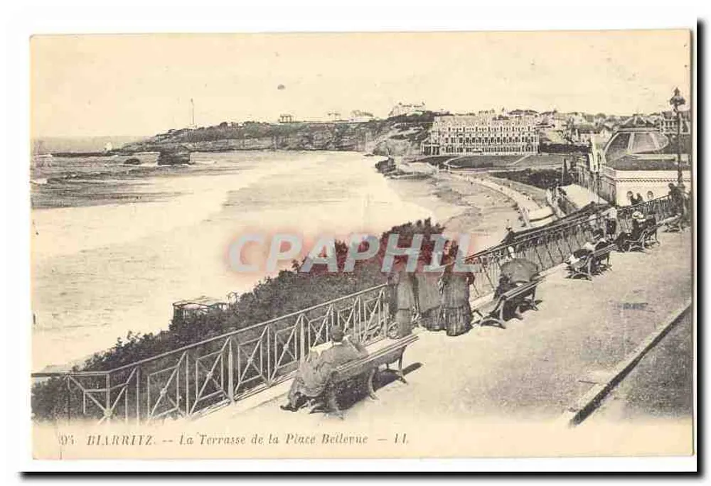 Biarritz — A Terrasse da Place Belleterne — n° 11 - Frente