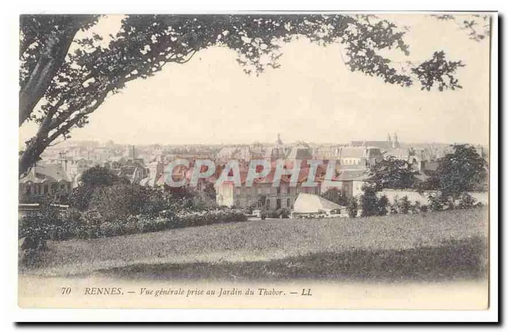 Rennes — Allgemeiner Blick vom Jardin du Thabor — LL - Vorderseite