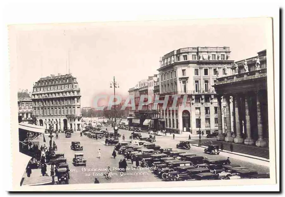 Bordeaux — Place de la Comédie, im Hintergrund die Quinconces - Vorderseite