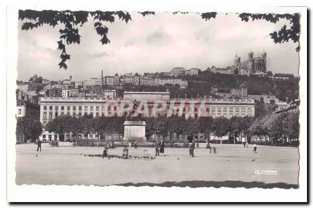 Place Bellecour — Lyon — editor A. Cigogne - Frente