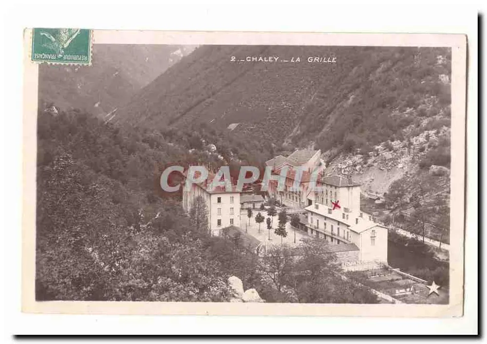 Chaley - La Grille — vista do vilarejo encaixado entre montanhas - Frente