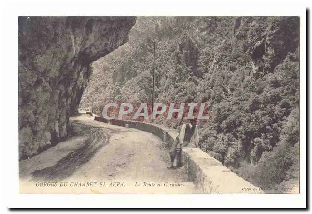 Schluchten des Châabet El Akra — Die Corniche Straße — Hotel du Châabet, Kébessa - Vorderseite