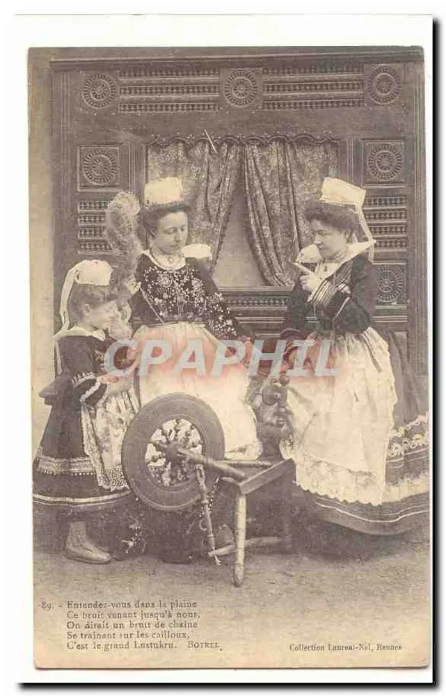 Drei junge Mädchen im traditionellen Kleid — Botrel — Sammlung Laurwat-Xyl, Rennes - Vorderseite