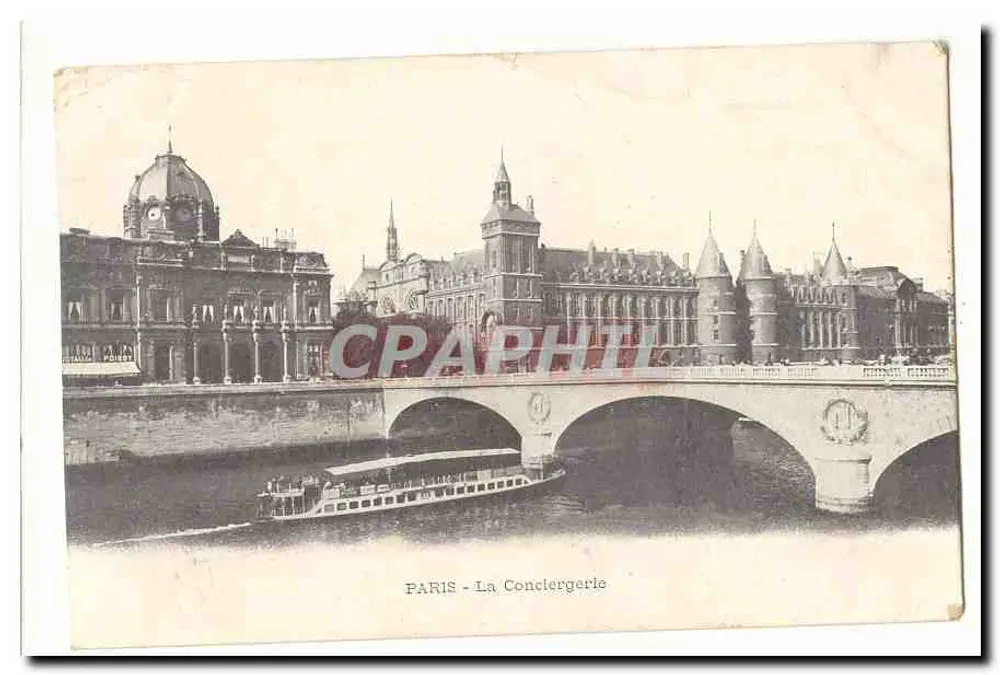 Paris - A Conciergerie — vista do ponte e do rio - Frente