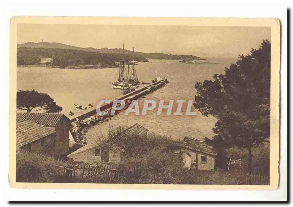 Porto de recreio — vista de um promontório — J. VON - Frente