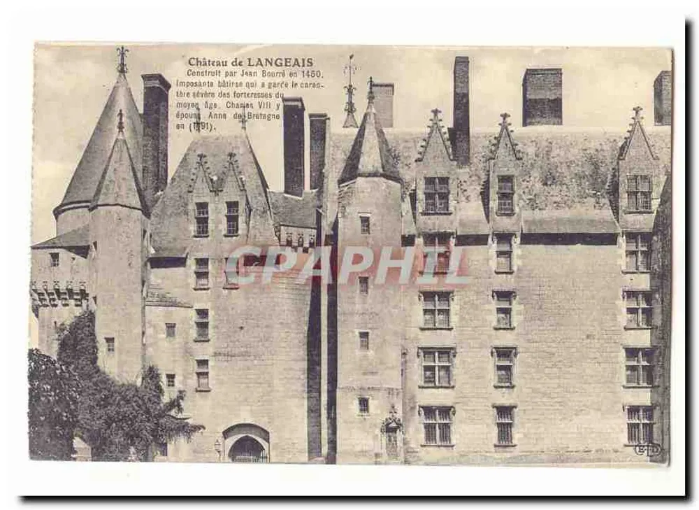 Castelo de Langeais — Construído por Jean Bourré em 1450, imponente fortaleza da Idade Média, esposo de Anne de Bretagne em 1491 - Frente