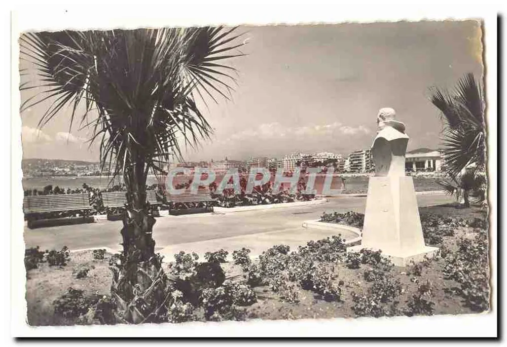 Büste-Statue in einem Park — Blick auf das Meer und die Stadt — unbekannter Verleger - Vorderseite