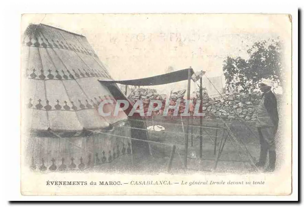 Ereignisse im Marokko — Casablanca — General Drude vor seiner Zelt - Vorderseite