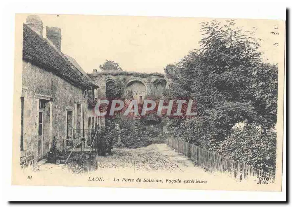 Laon — A Porta de Soissons, Fachada externa — IND HOT, n°61 - Frente