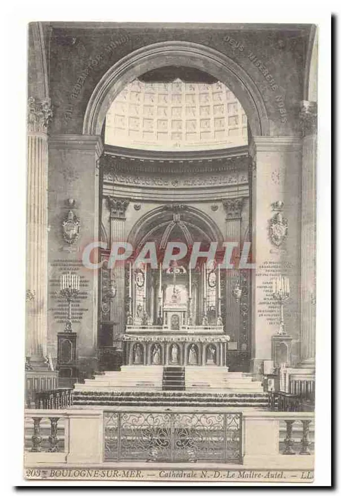 Boulogne-sur-Mer — Kathedrale N.-D.-Le Maître. Altar - Vorderseite
