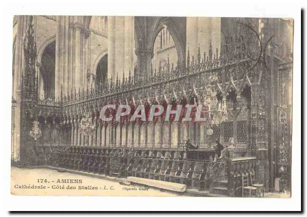Amiens - Kathedraal - Kant van de Stalles - L.C. Objectieven Goerr - Voorkant