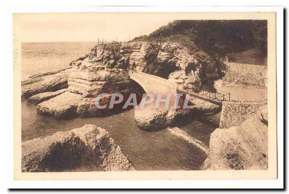 Paisagem costeira com ponte de pedra — editor não identificado - Frente