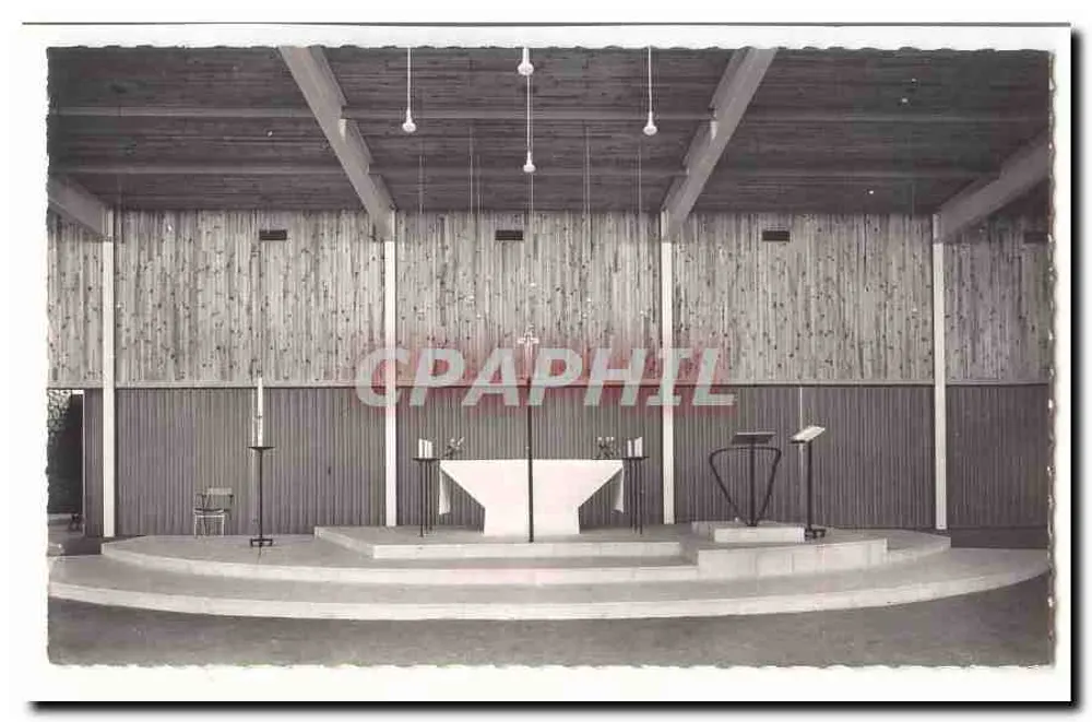 Innenraum einer modernen Kirche — Holz und Beton — unbekannter Verlag - Vorderseite