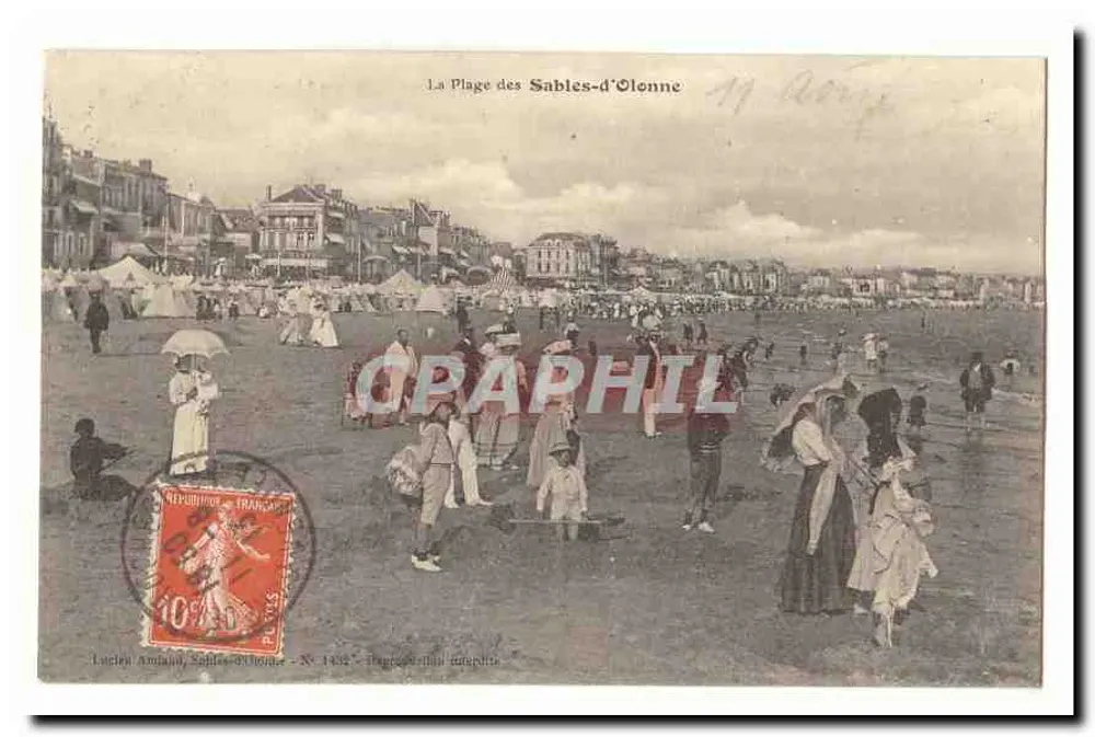 A Praia dos Sables-d'Olonne — vista animada — Lucien Amalvy, N° 1432 - Frente