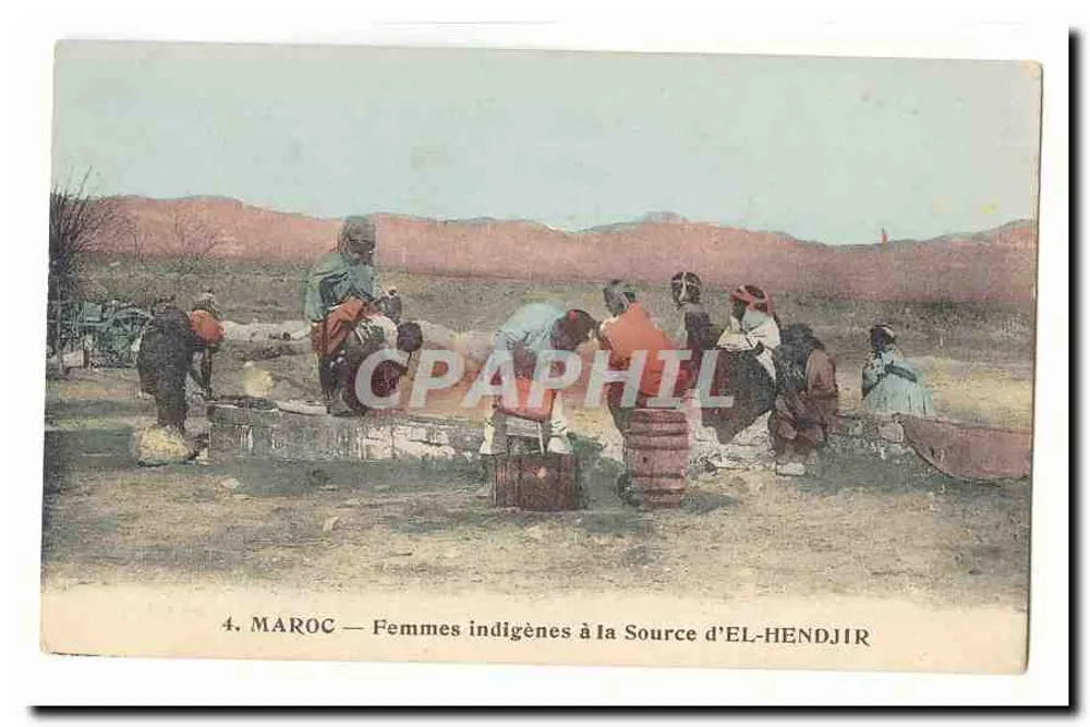 Mulheres indígenas na Fonte de EL-HENDJIR — Marrocos — n°4 - Frente