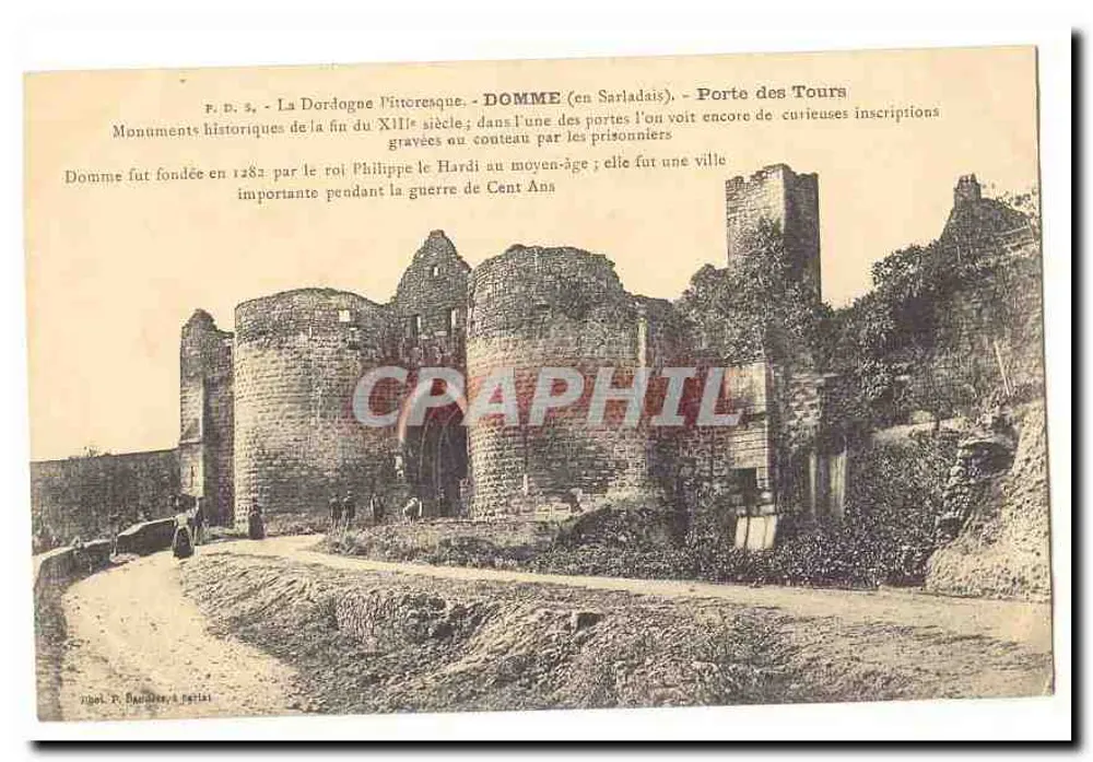 Domme (em Sarladais) — Porte das Torres — Monumentos históricos do final do século XII - Frente
