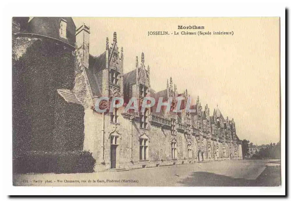 JosseLin - O Castelo (fachada interna) — Josselin, Morbihan — Vée Chamarre, rua da Estação - Frente