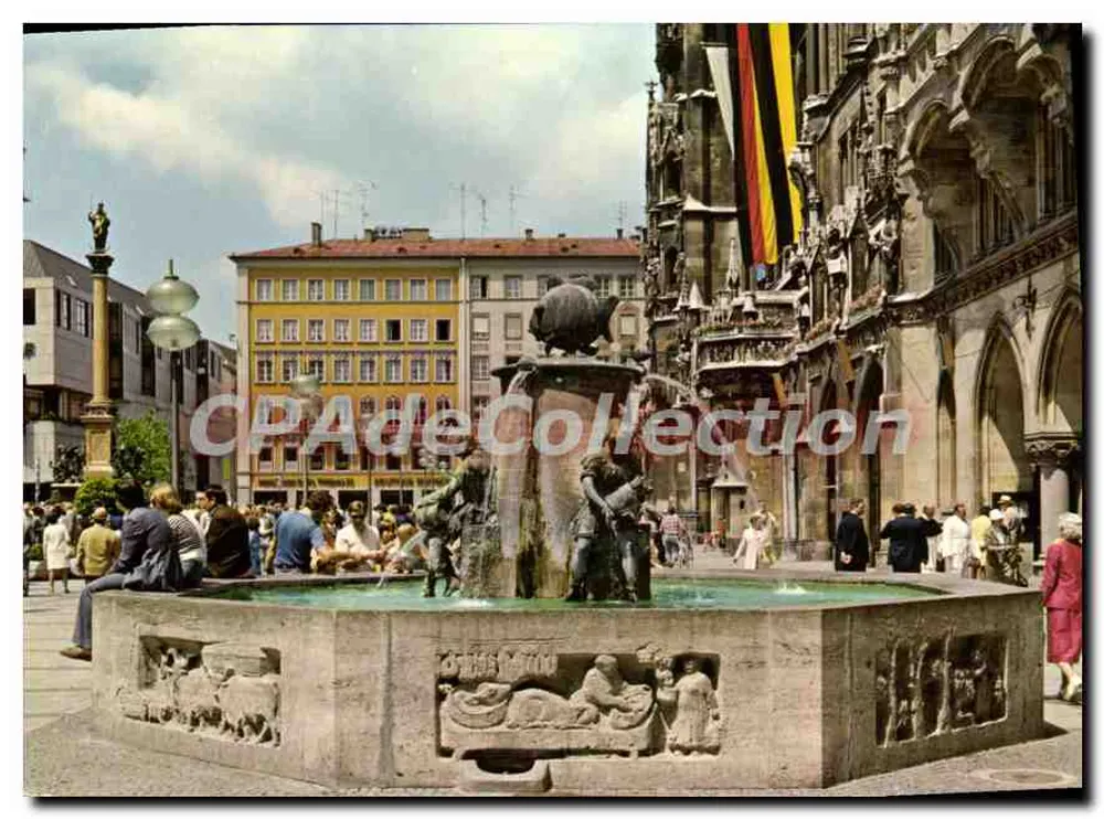 München – Visfontein – Fontaine avec ses poissons – CPAdéCollection - Voorkant