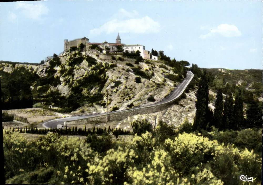 ROCHEFORT-du-GARD — Allgemeiner Blick auf das Heiligtum Notre-Dame — Drucker Macon (CIM) n°565 - Vorderseite