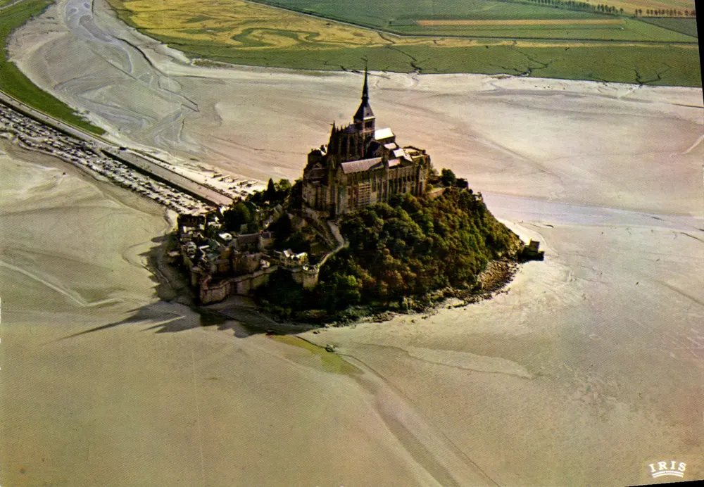 Mont Saint-Michel — luchtfoto — IRIS - Voorkant
