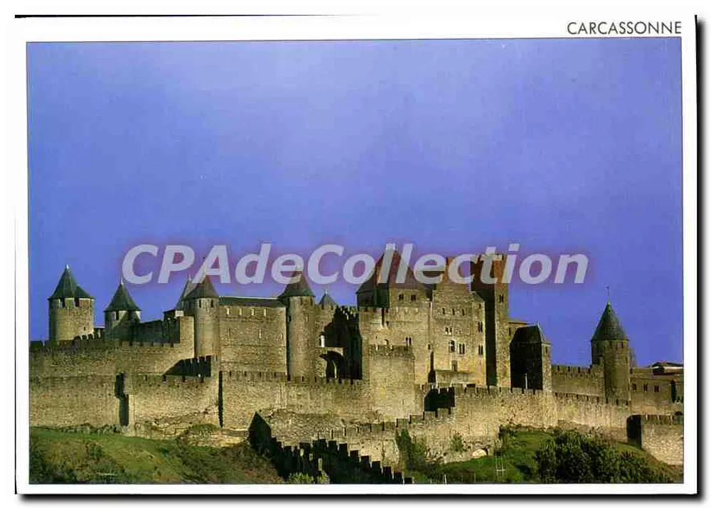 Carcassonne — O muro ocidental e o castelo — Objectif Sud - Frente