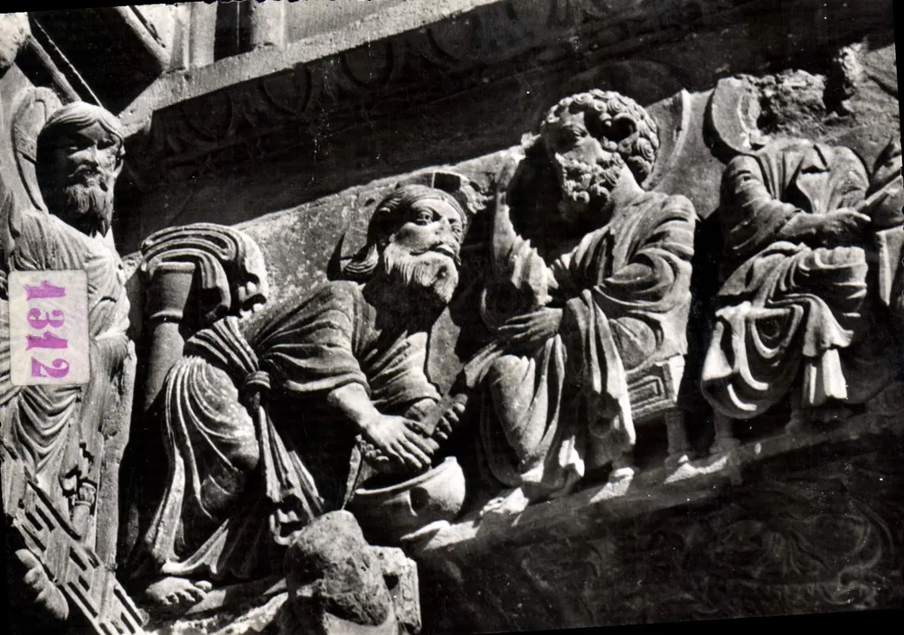 Saint-Gilles (Gard) — Igreja Abbatial (séculos XI e XII) — Lavagem dos Pés — Éditions S.L. Lyon - Frente