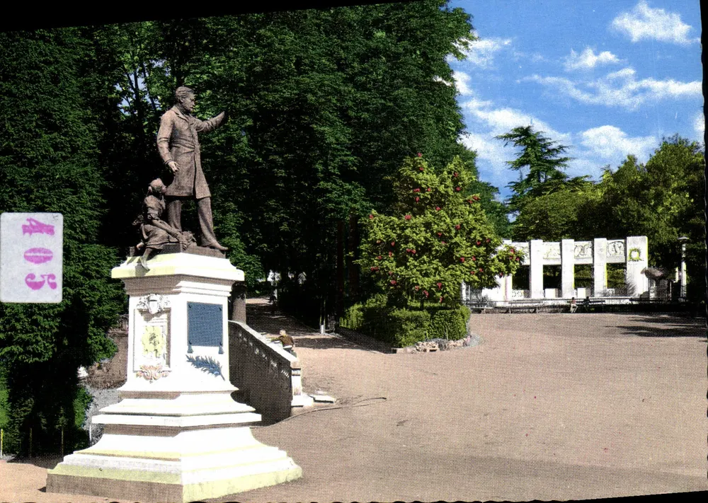 Ales (Gard) — Statue de Pasteur et Monument aux Morts — Éditions Eurolux - Voorkant