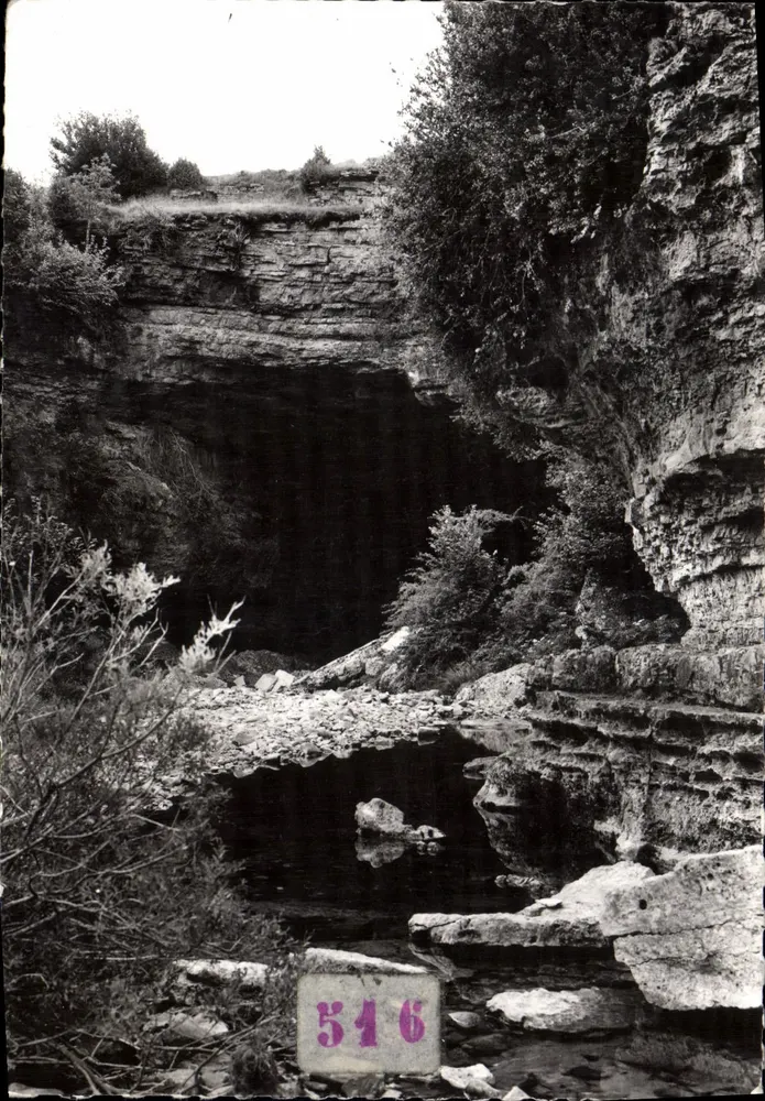 Massif de l'Aigoual — Le Ruisseau du Bonheur — Éditions Magenica, Lyon-Villeurbanne - Vorderseite
