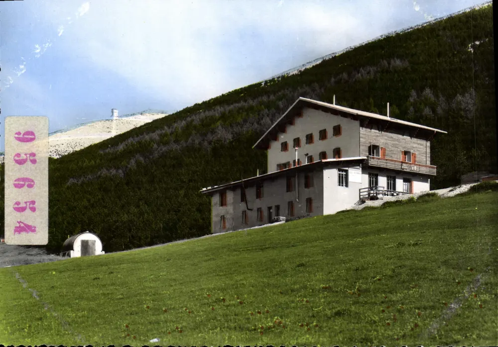 Le Mont Ventoux — Chalet restaurant du Mont Serein — éditeur HOTARD - WALAUCENE (Vaucluse) - Vorderseite