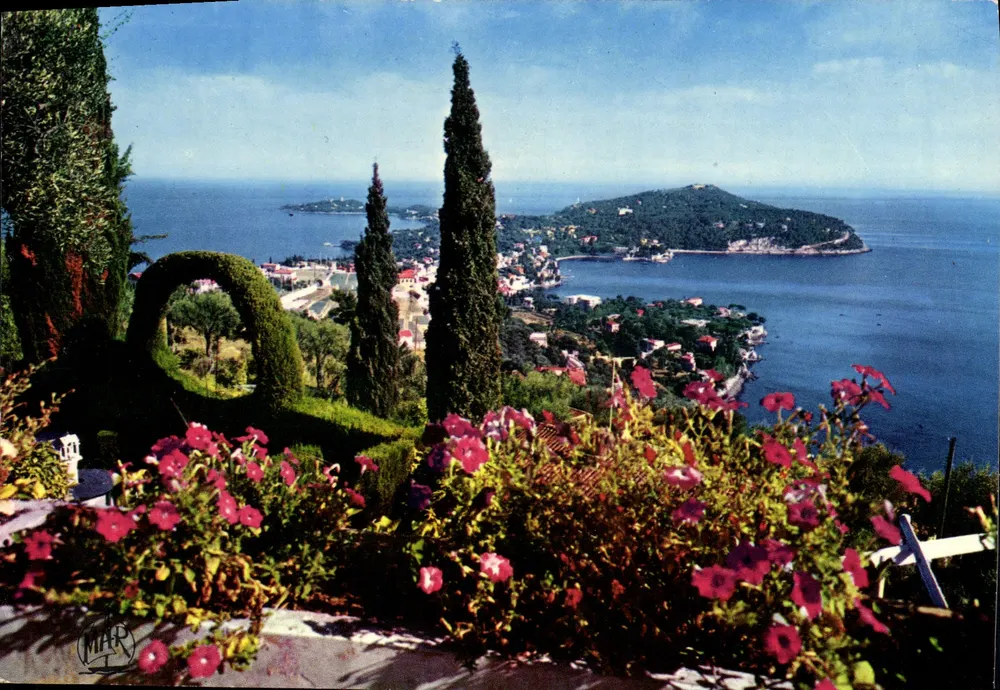O Cap Ferrat — vista panorâmica — Les Éditions « MAR » - Frente