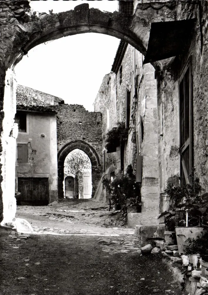 Vaison-la-Romaine — La Porte Juive — Éditions Magenta, Lyon - Vorderseite