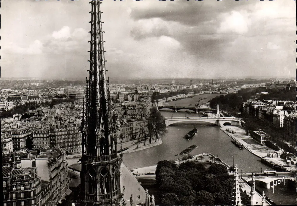 Paris... Spaziergang — Panoramabild vom Notre-Dame — Éditions d'Art, Paris - Vorderseite
