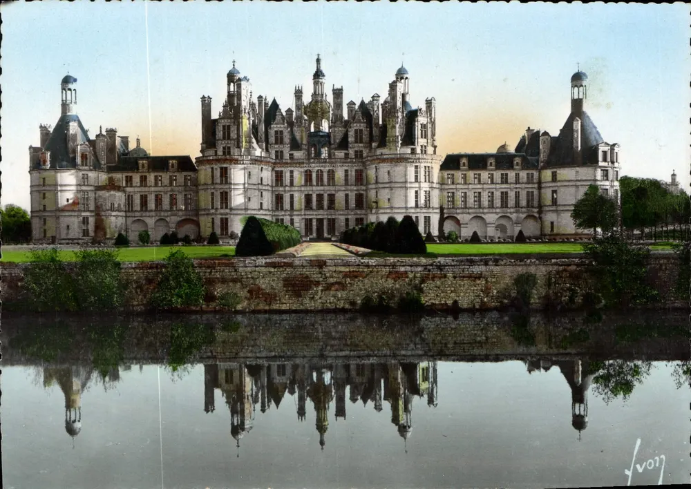 Chambord (Loir-et-Cher) — Le Château, façade nord — Éditeurs d'Air, Paris - Recto