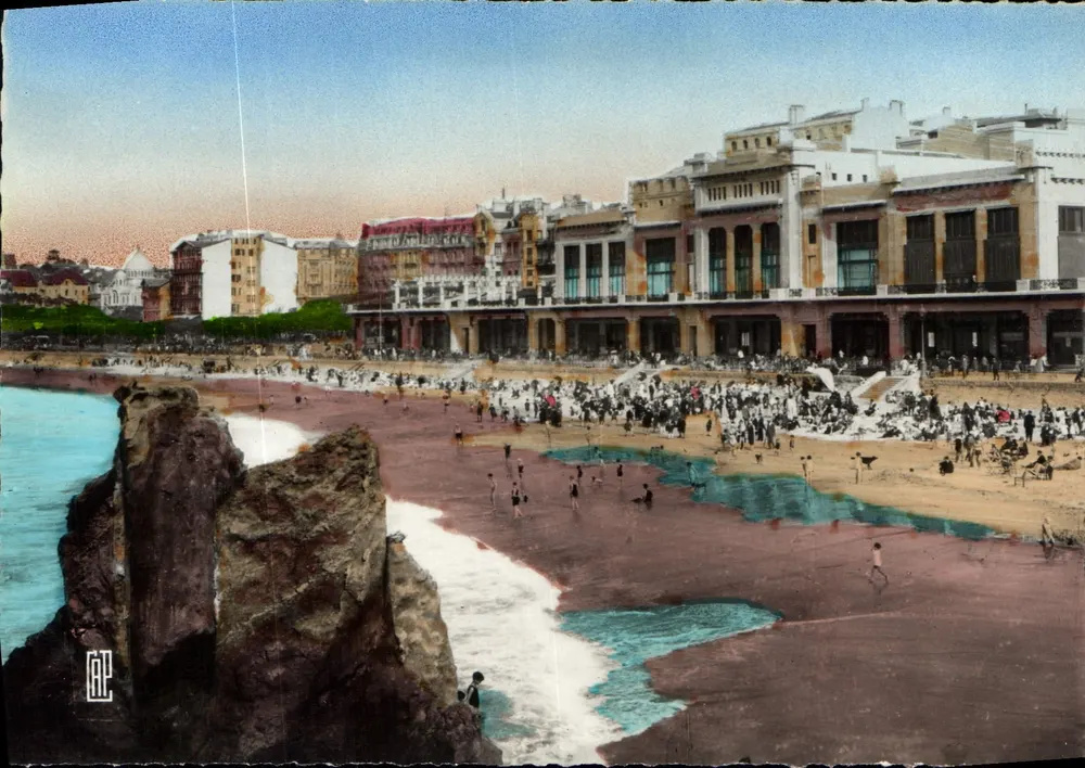Biarritz — O Casino e a Praia — C.A.R.P. Paris - Frente