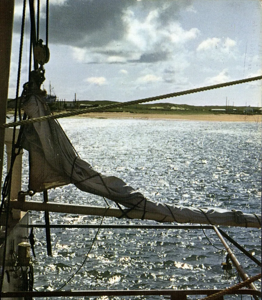 Ausblick von einem Boot — Etables-sur-Mer — Verlag nicht sichtbar - Vorderseite