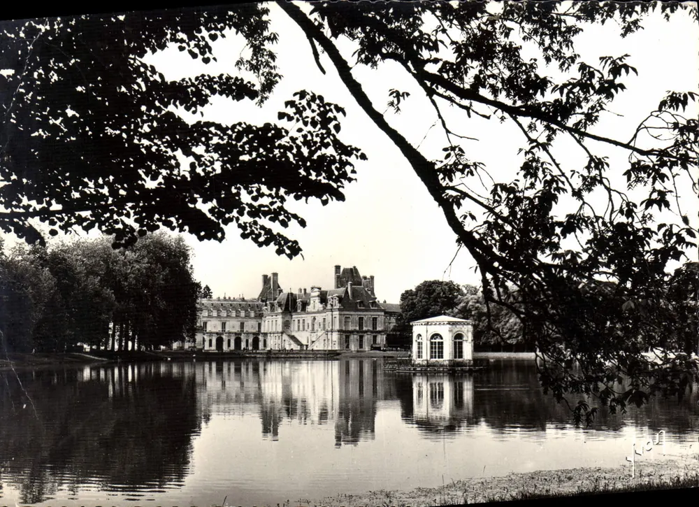 Fontainebleau — Das Schloss — Der Karpfen-See — Kunstausgabe - Vorderseite