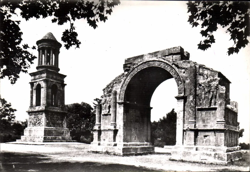 Saint-Rémy — Siegesbogen und Mausoleum — Les Éditions du Chemin-Neuf, Lyon - Vorderseite