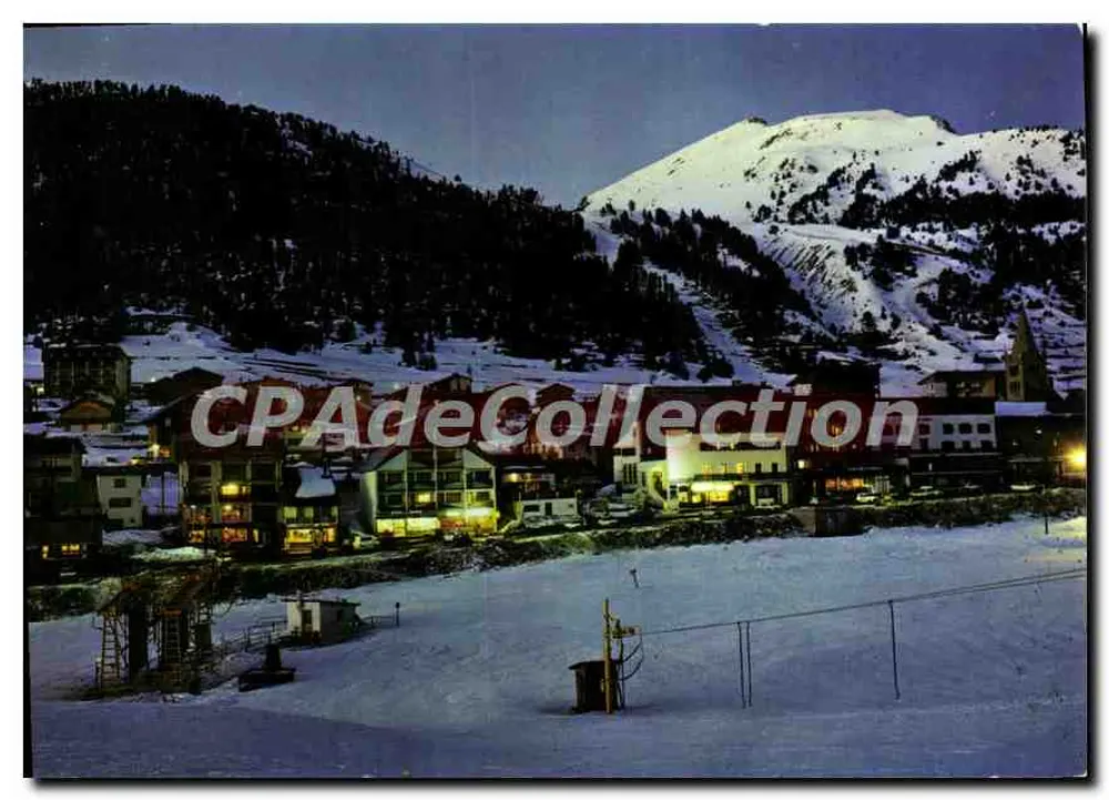 Montgenèvre (Hautes-Alpes) — Die Station in der Nacht — Les Éditions J. CFFLALID - Vorderseite