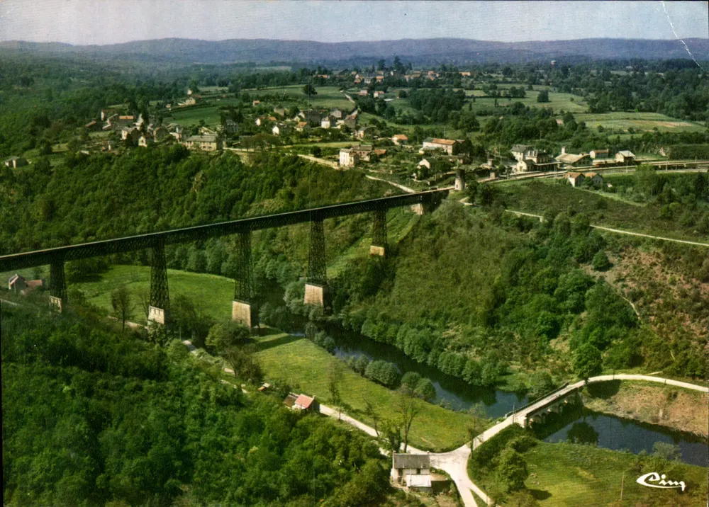 Busseau-sur-Creuse — Luftbild des Viadukts — Verleger Cing - Vorderseite